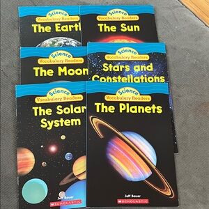 Scholastic Science Vocabulary Readers - Black and Blue Covers